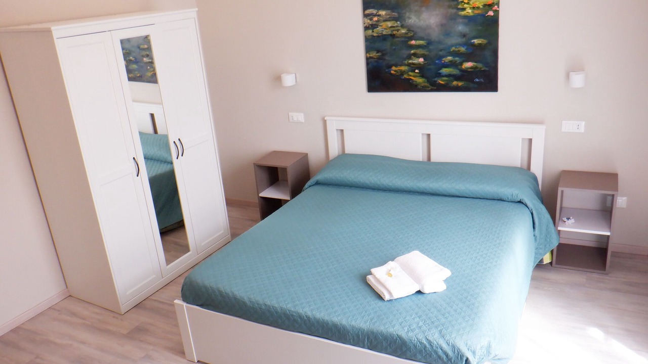 Photo of Bedroom in Patti