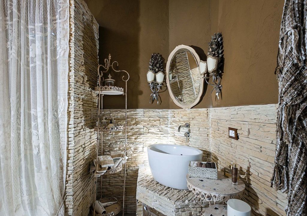 Photo of Bathroom in Marausa