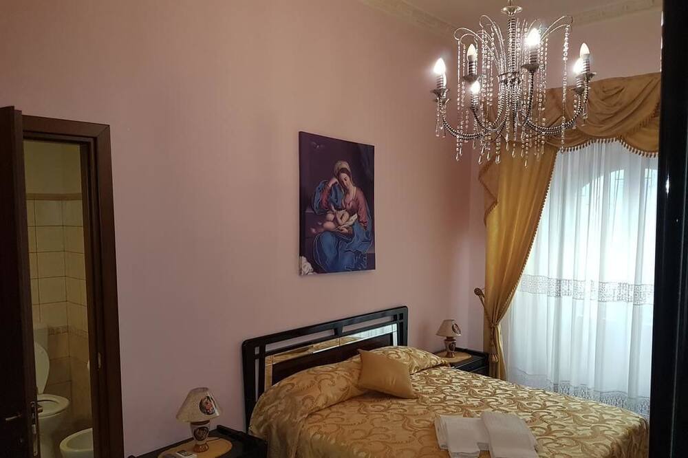 Photo of Bedroom in Valguarnera Caropepe
