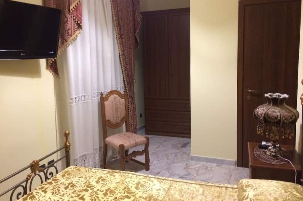 Photo of Bedroom in Valguarnera Caropepe