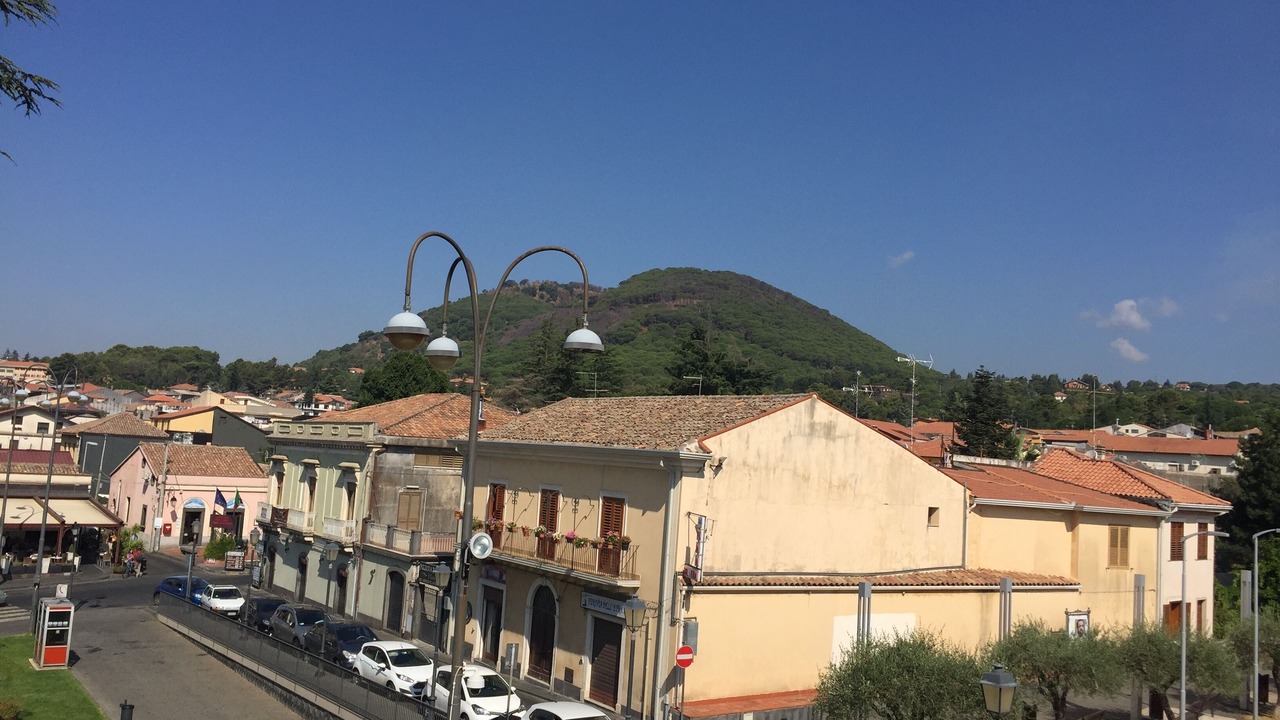 Photo of Buildings in Nicolosi