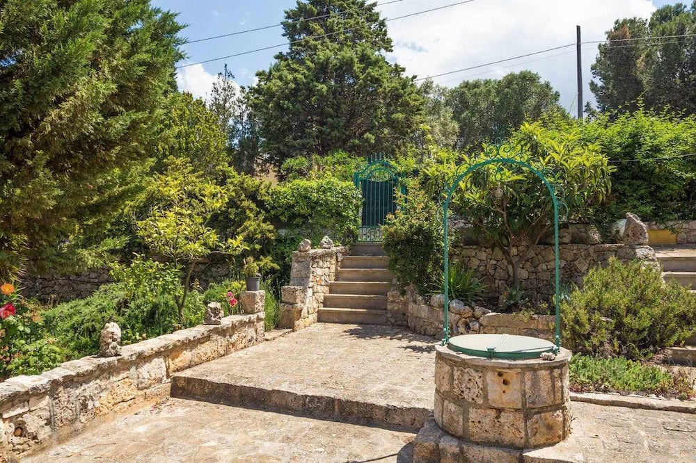 Photo of Outdoor in Castelluzzo