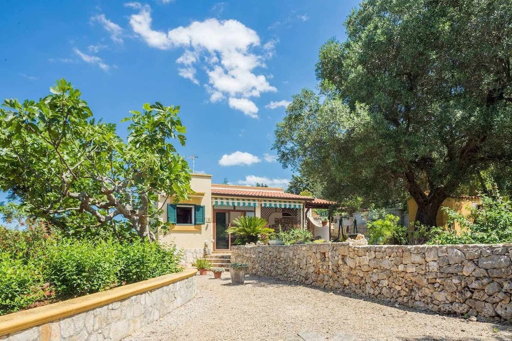 Photo of Outdoor in Castelluzzo