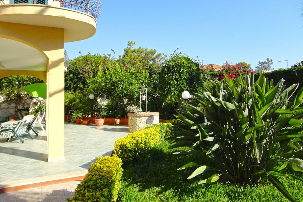 Photo of Outdoor in San Lorenzo