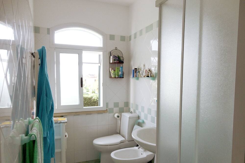 Photo of Bathroom in San Lorenzo