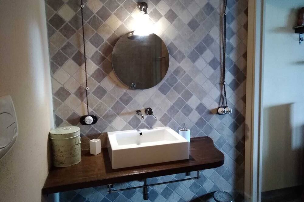 Photo of Bathroom in Borgetto