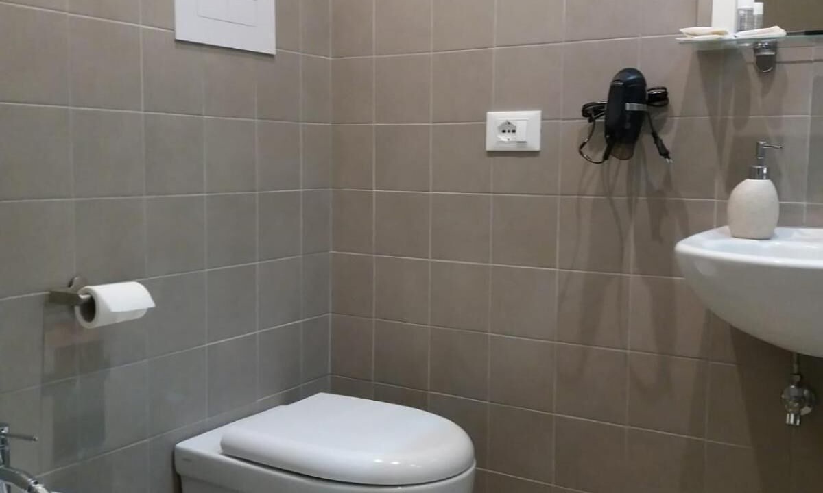 Photo of Bathroom in Catania City Centre