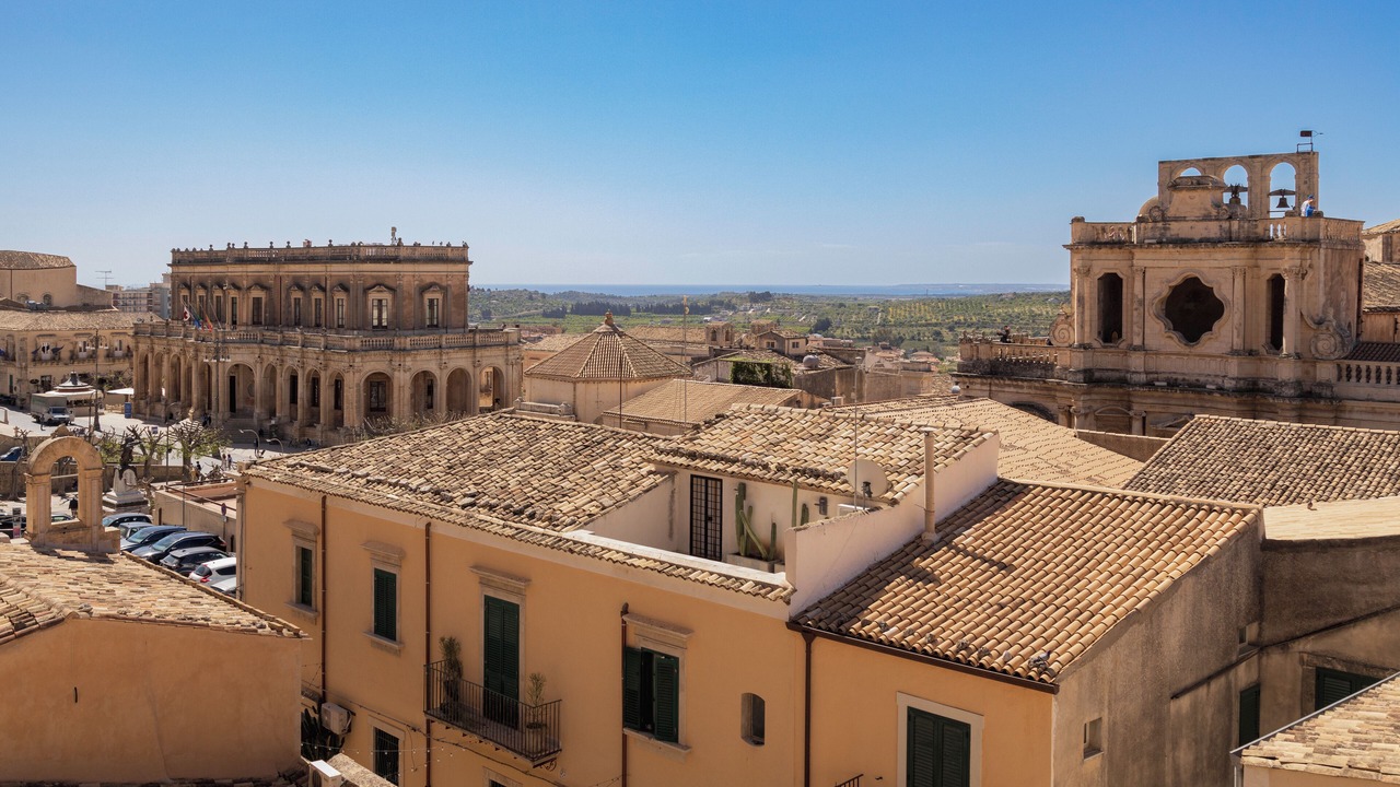 Photo of Bedroom in Noto Historic Centre