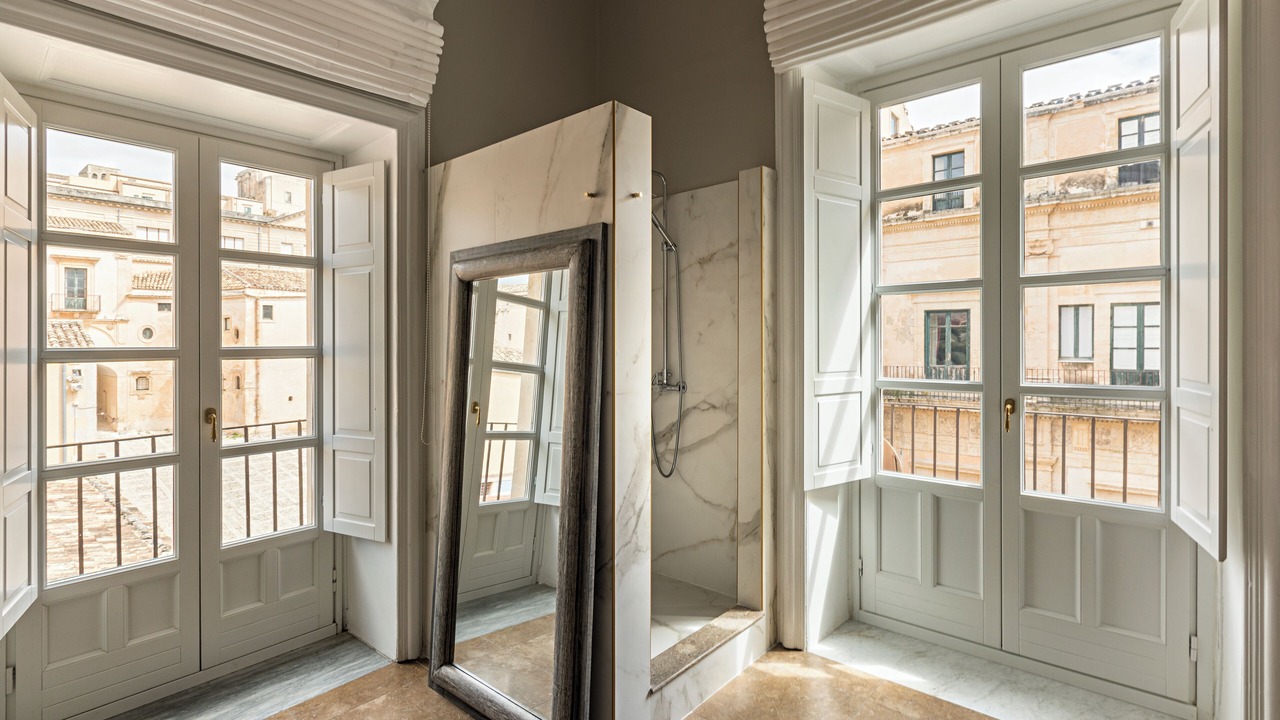Photo of Bedroom in Noto Historic Centre