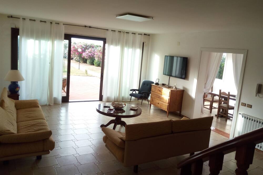 Photo of Livingroom in Piane Vecchie
