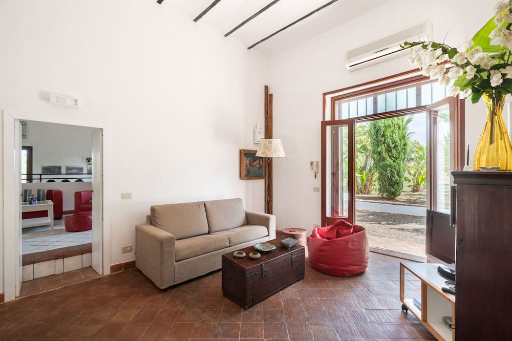 Photo of Livingroom in Collesano