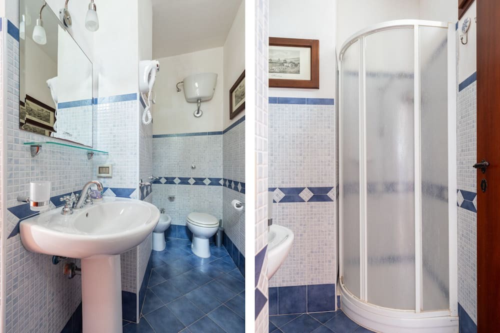 Photo of Bathroom in Collesano
