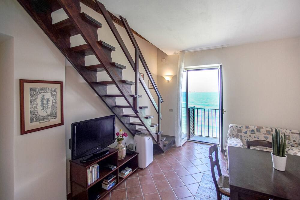 Photo of Livingroom in Old Town