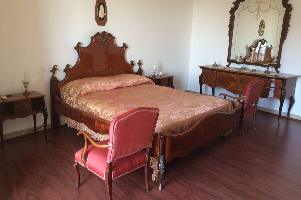 Photo of Bedroom in Pettineo