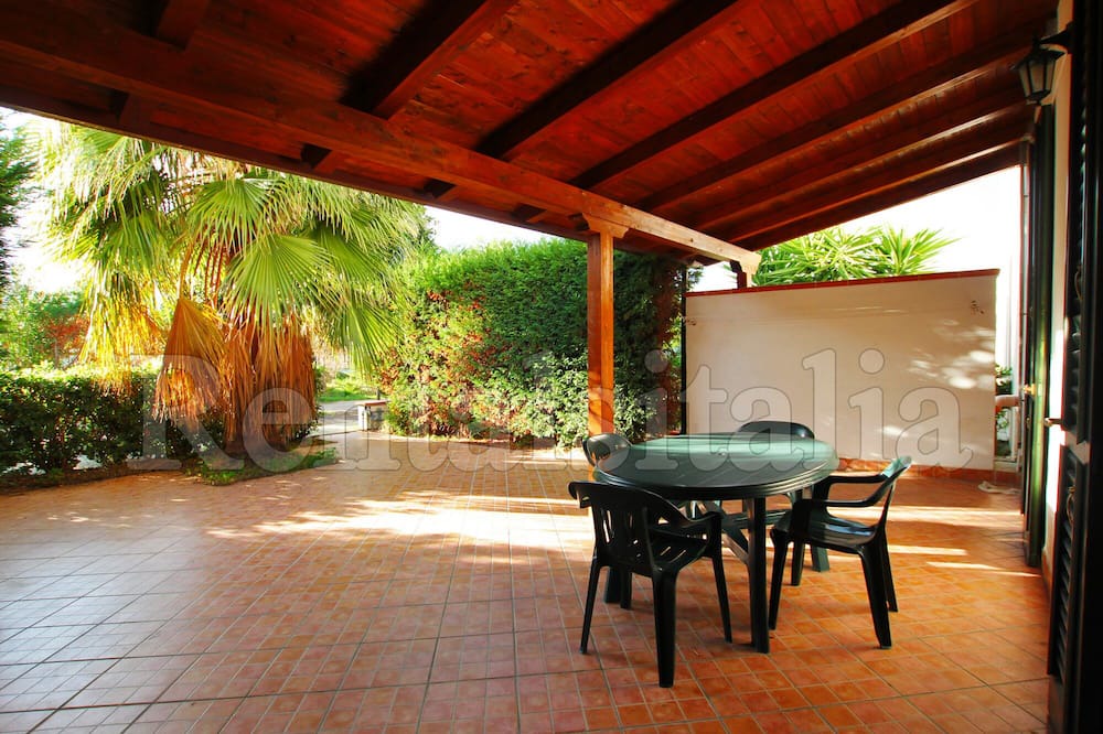 Photo of Patio Balcony in Contrada Pistavecchia 2