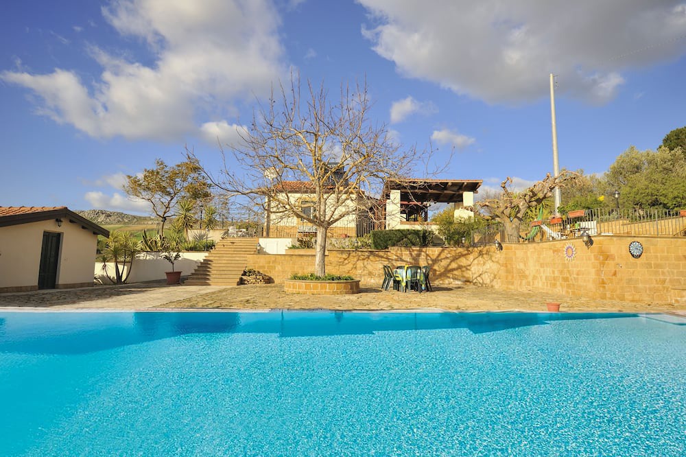 Photo of Outdoor in Pietraperzia