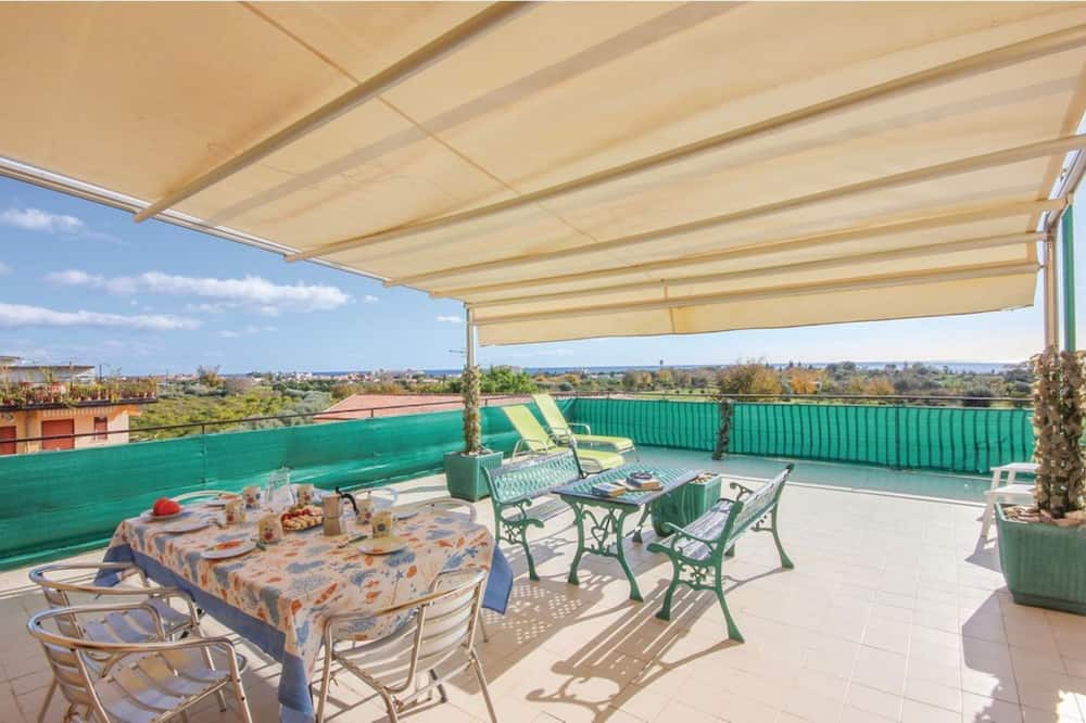 Photo of Patio Balcony in Chianchitta-Pallio