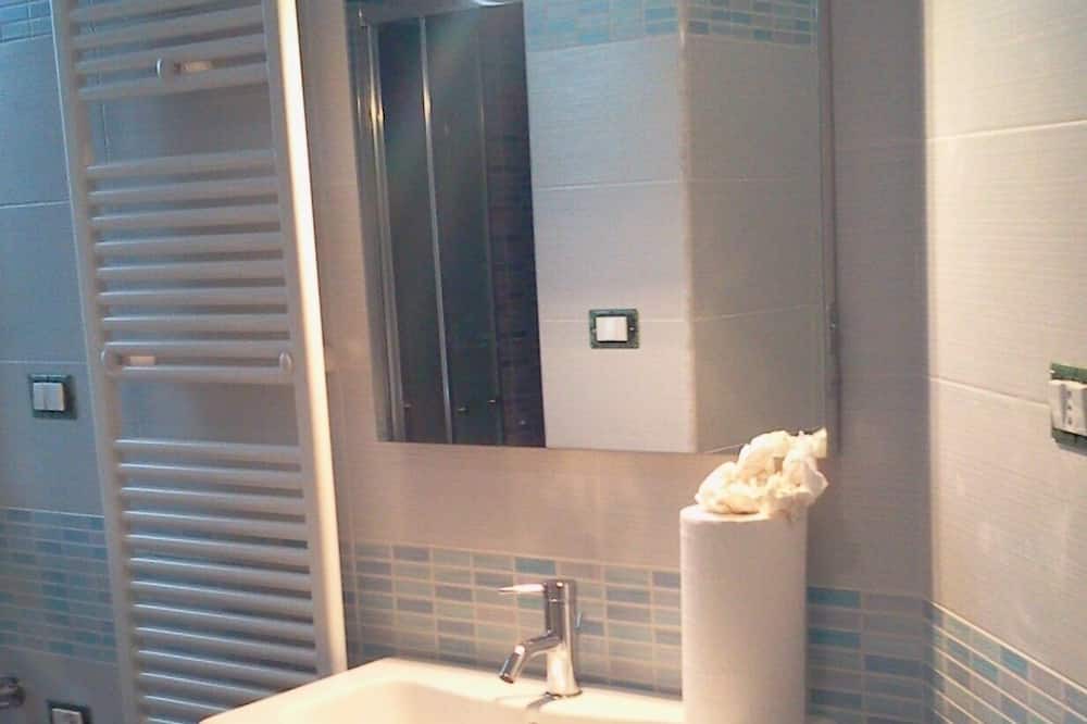 Photo of Bathroom in Falcone