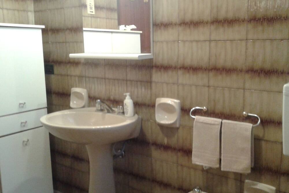 Photo of Bathroom in Trappitello