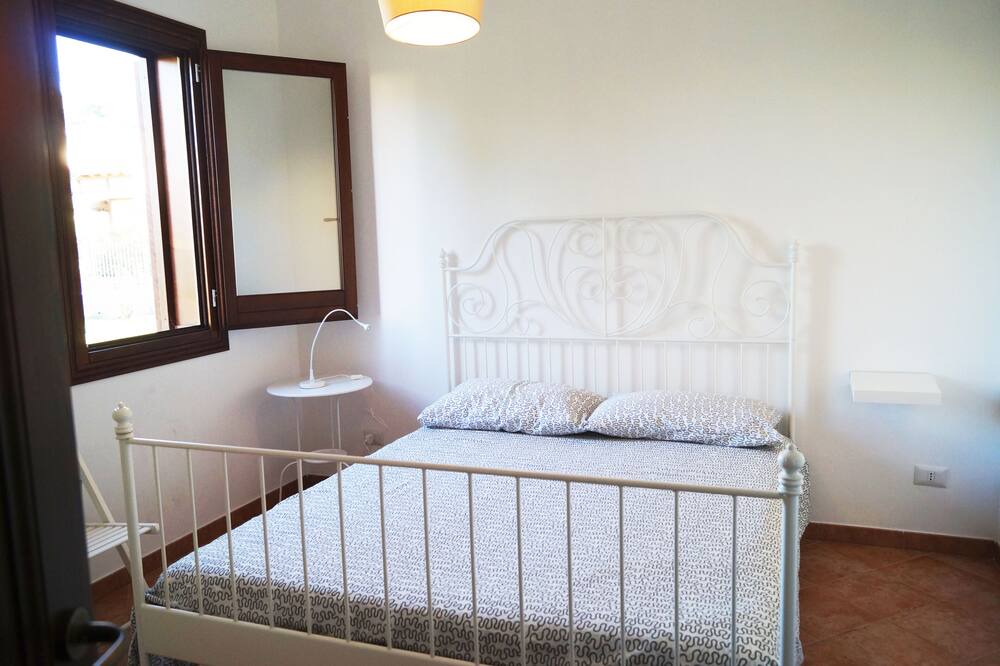 Photo of Bedroom in Campofelice di Roccella