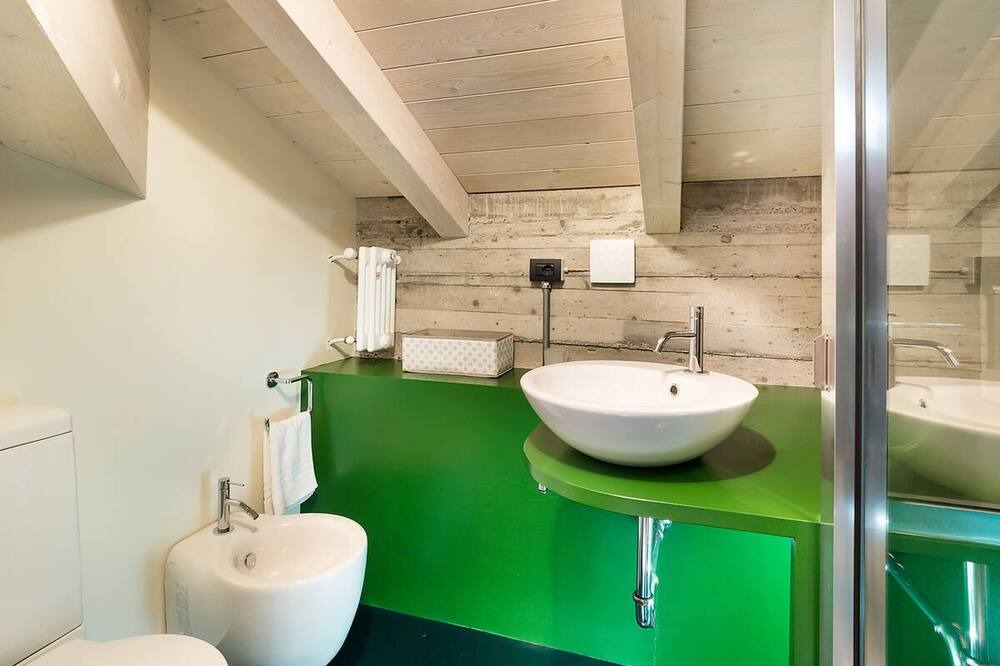 Photo of Bathroom in Zafferana Etnea