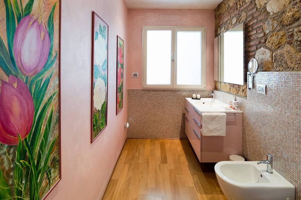 Photo of Bathroom in Letojanni