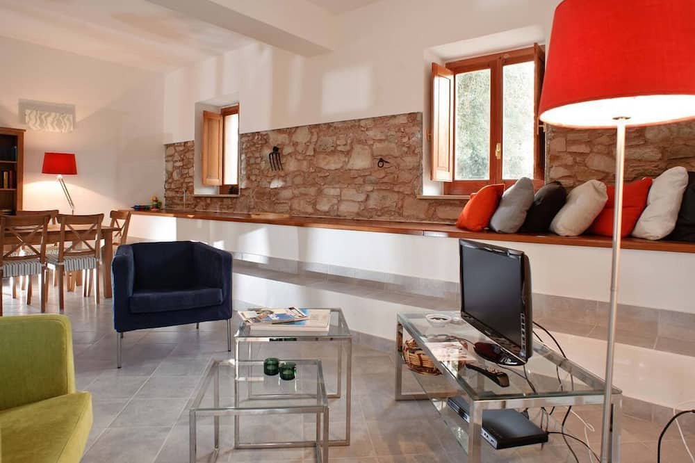 Photo of Livingroom in Patti