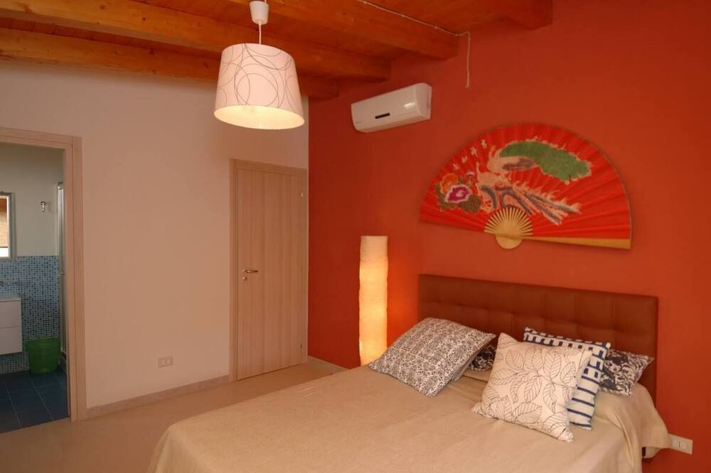 Photo of Bedroom in Trappeto