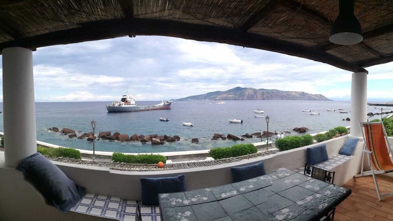 Photo of Patio Balcony in Santa Marina Salina