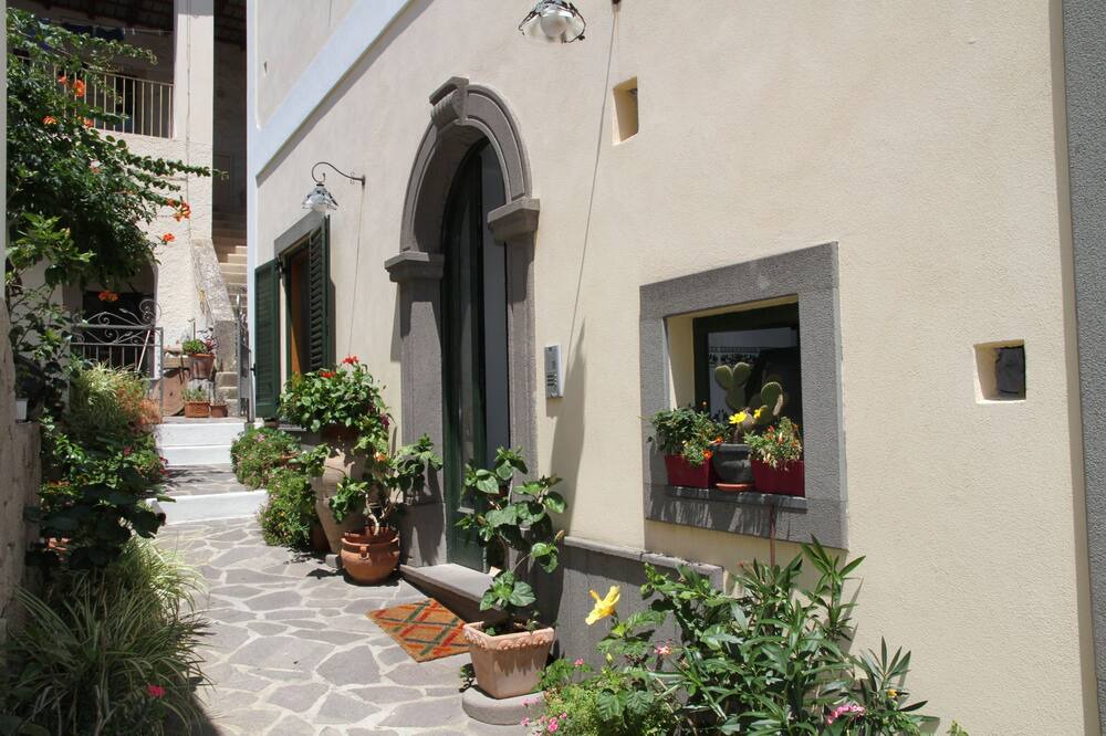 Photo of Outdoor in Canneto