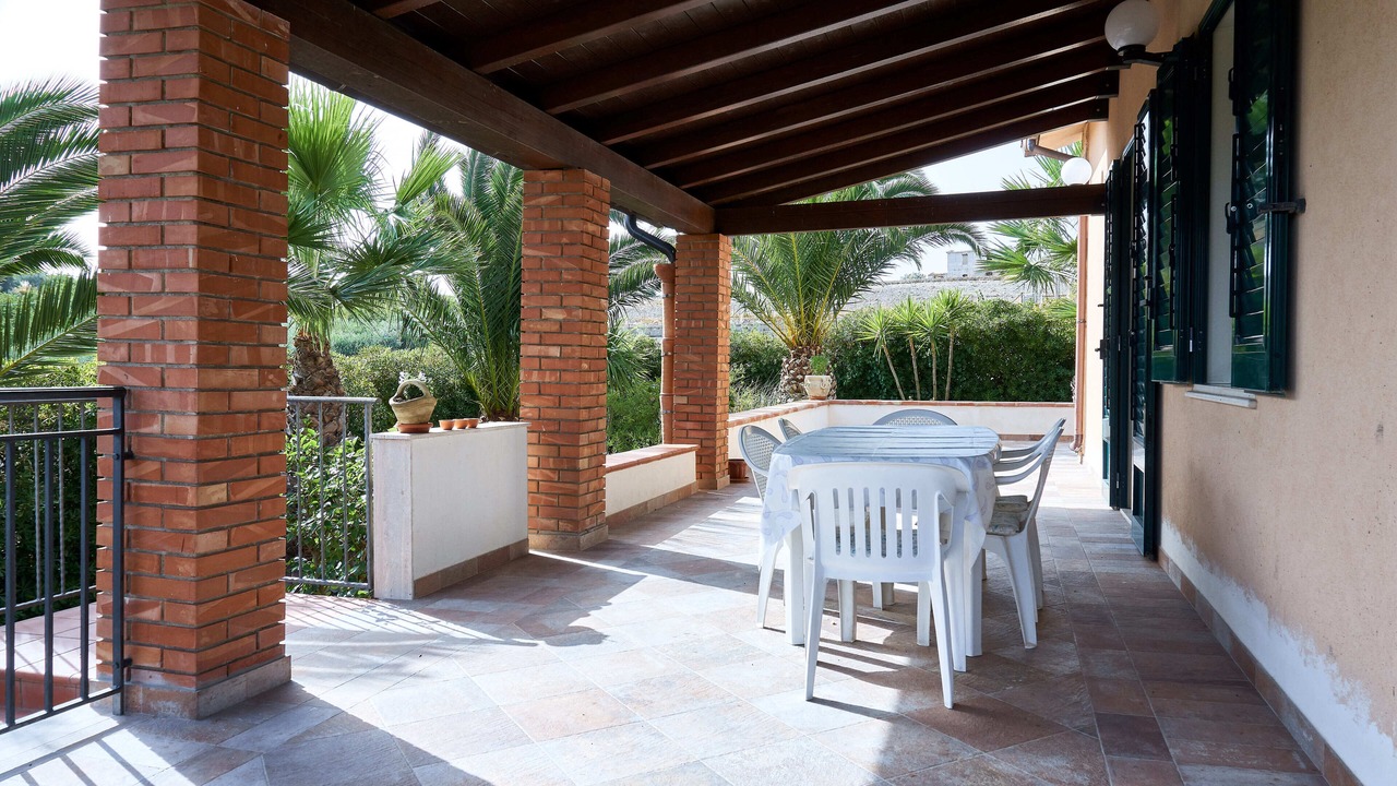 Photo of Patio Balcony in Butera