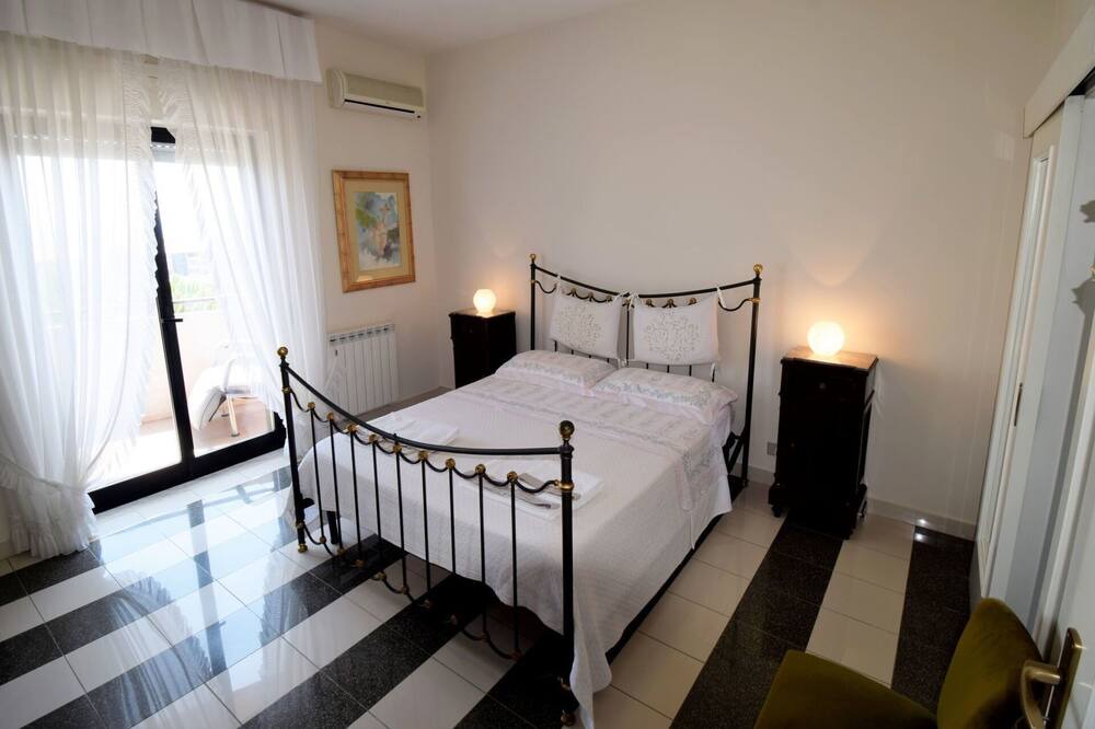 Photo of Bedroom in Riposto