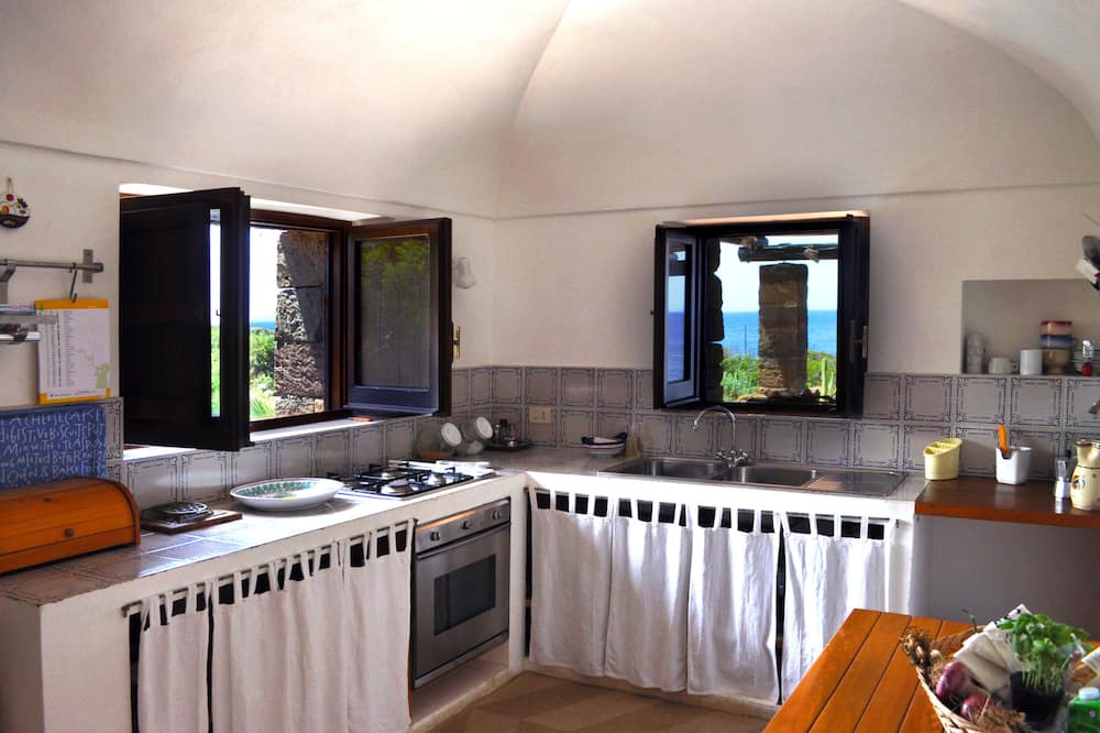 Photo of Kitchen in Pantelleria