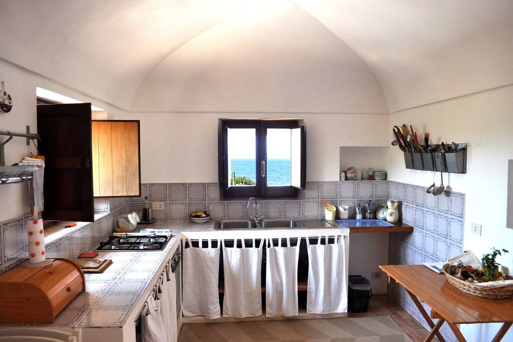 Photo of Kitchen in Pantelleria