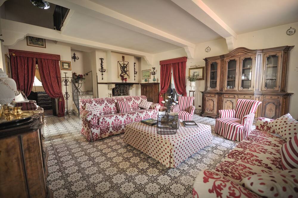 Photo of Livingroom in Caltanissetta