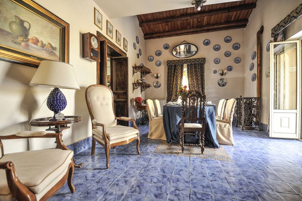 Photo of Livingroom in Caltanissetta