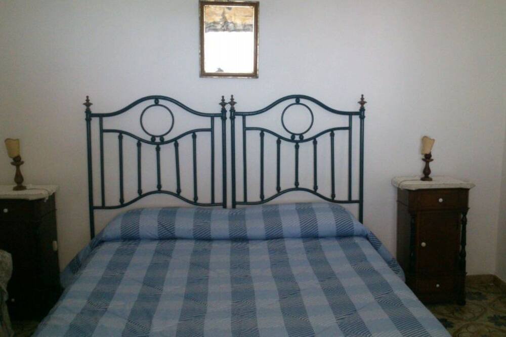Photo of Bedroom in San Vincenzo