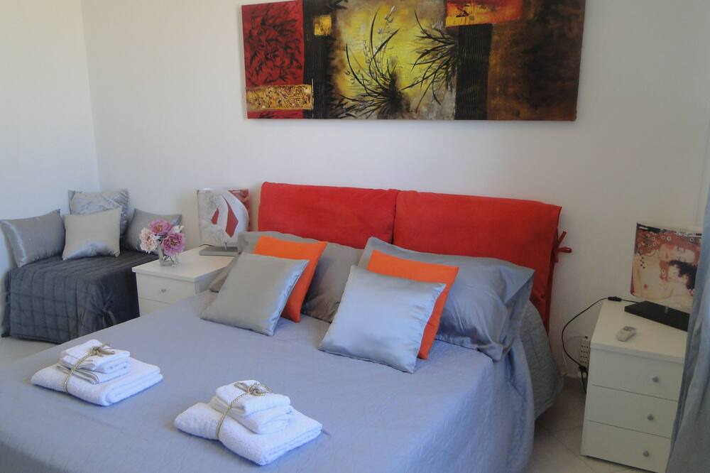 Photo of Bedroom in Contrada Pistavecchia 2