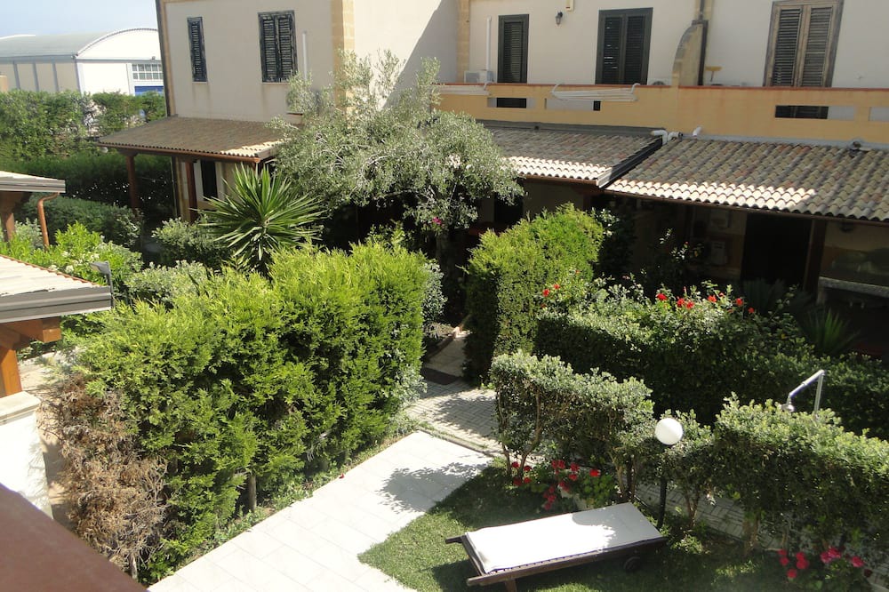 Photo of Outdoor in Contrada Pistavecchia 2