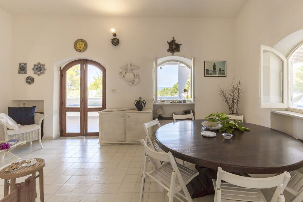 Photo of Livingroom in Vulcanello