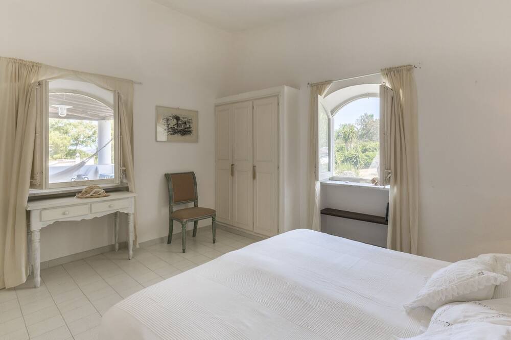 Photo of Bedroom in Vulcanello