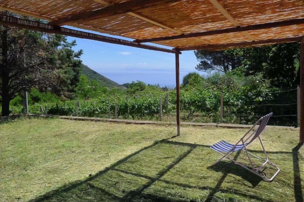 Photo of Outdoor in Leni