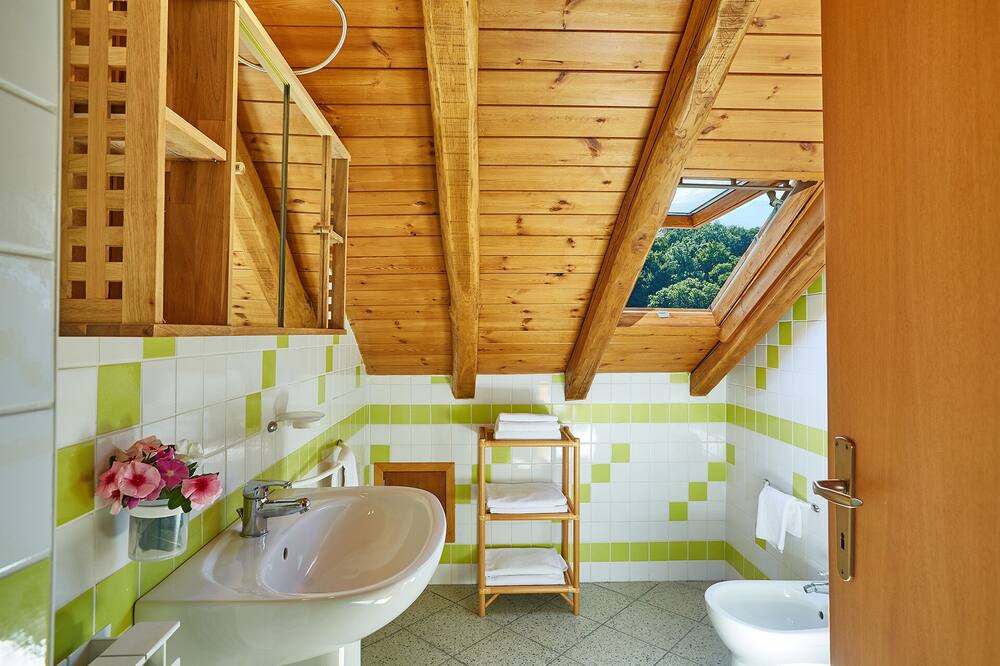 Photo of Bathroom in Sant'Alfio