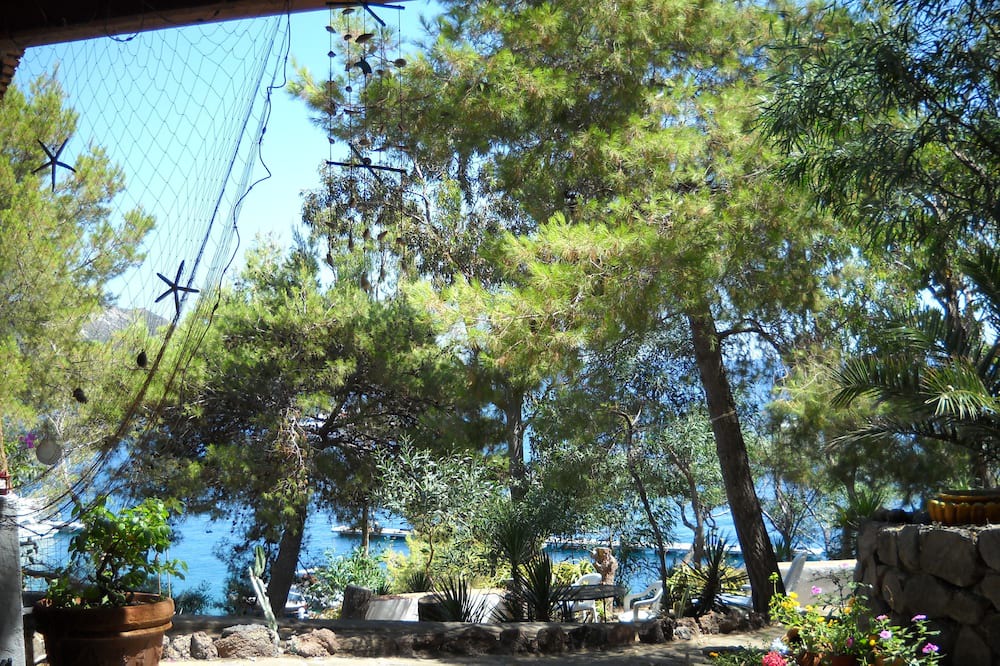 Photo of Others in Vulcano Porto