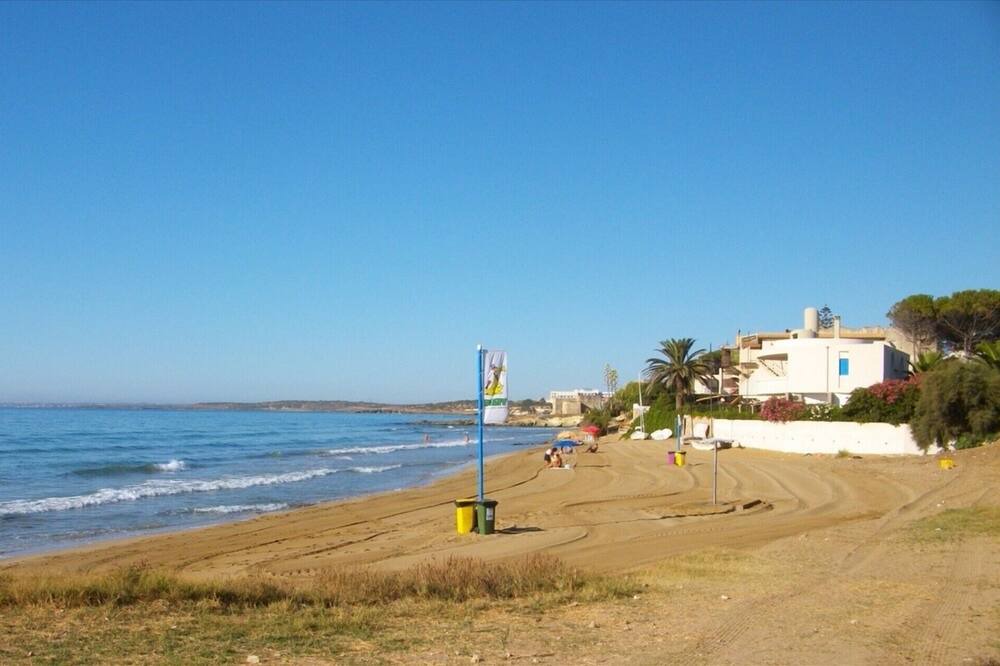 Photo of Others in Noto Marina