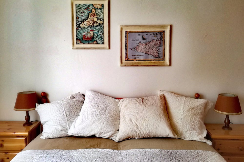 Photo of Bedroom in Lipari Historic Centre