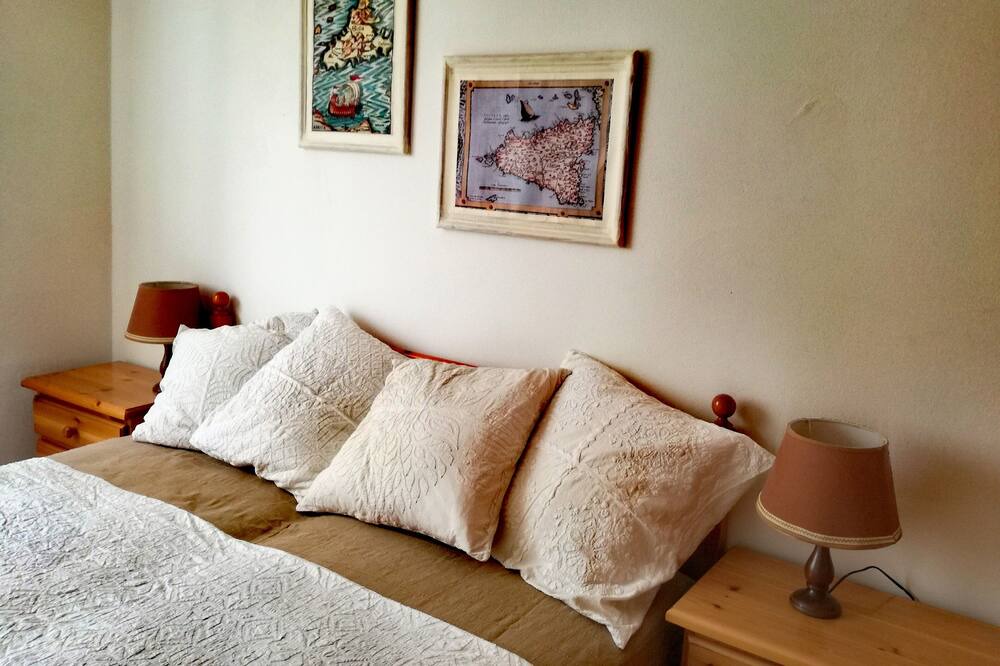 Photo of Bedroom in Lipari Historic Centre