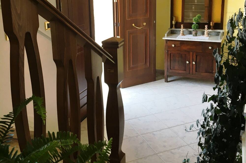Photo of Livingroom in Avola