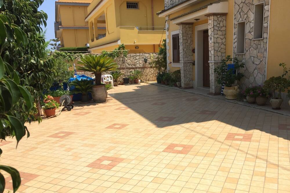Photo of Outdoor in Avola