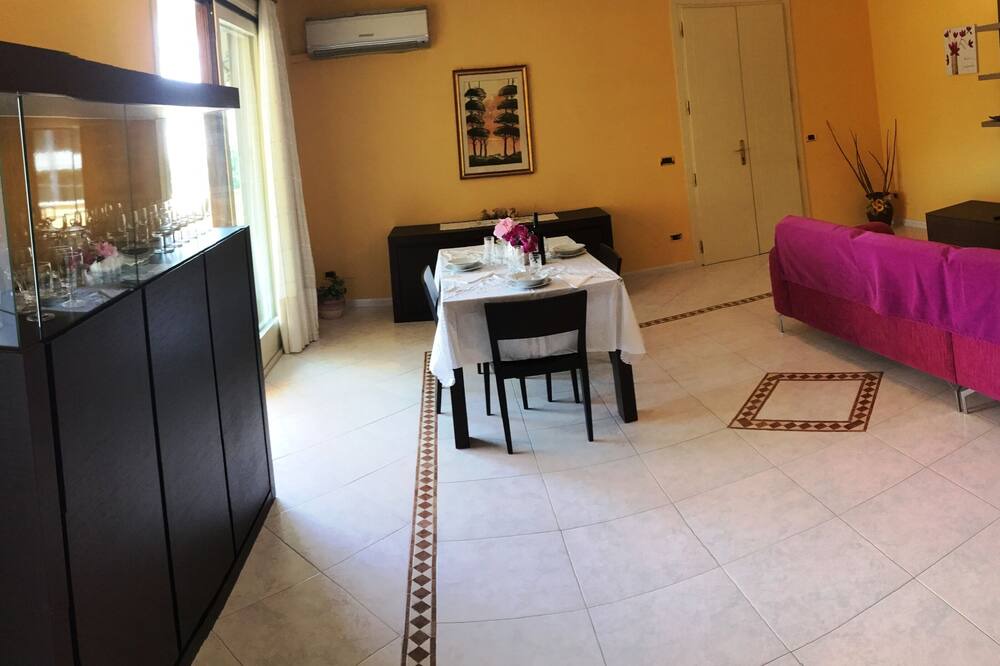Photo of Livingroom in Avola